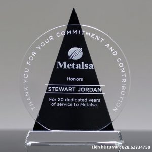 Kỷ niệm chương vinh danh nhân viên