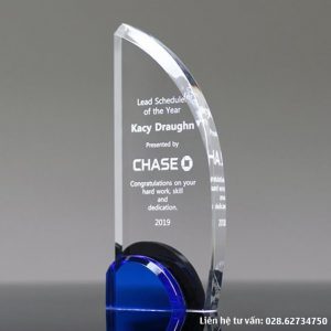 Kỷ niệm chương pha lê khen thưởng